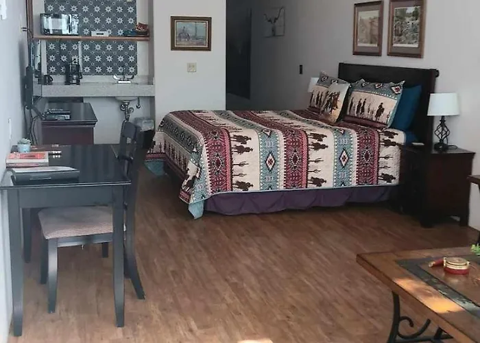 Katie'S Cozy Suites