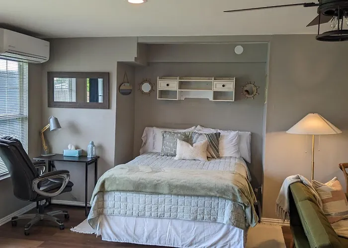 Corpus C Quiet Studio Near Laguna Madre