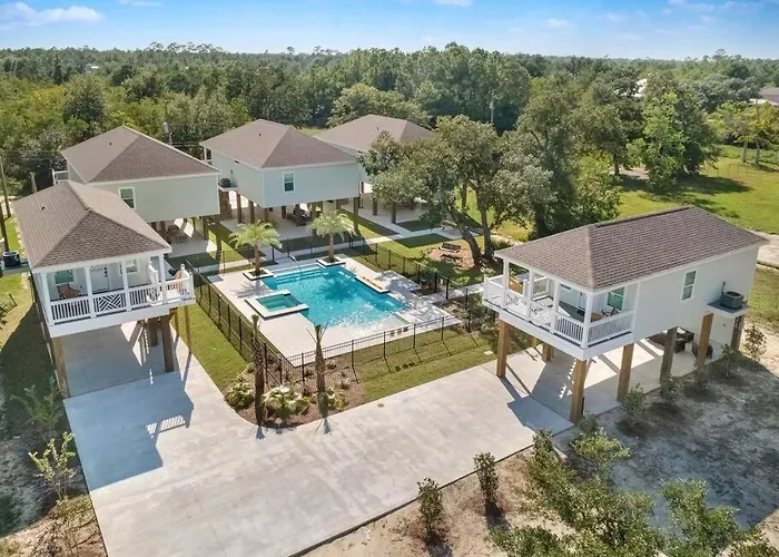 Waveland Beach Cottage 215