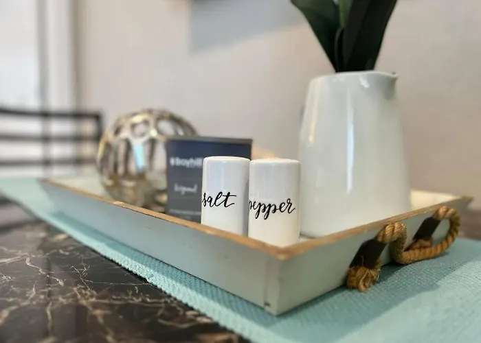 Chic & Intimate 2 Bedroom