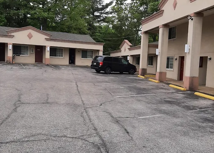 Travelers Lodge