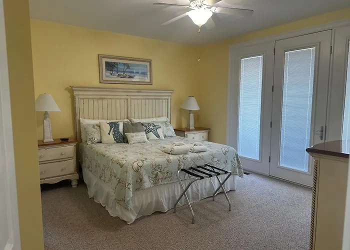 Southern Charm Of Holden Beach