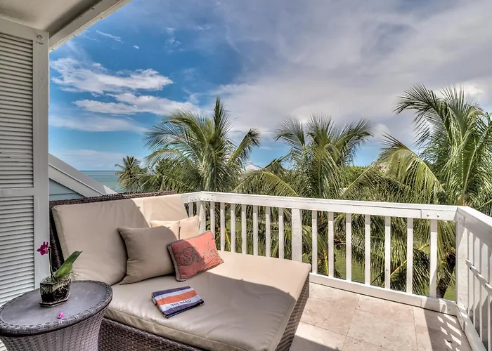 Sol Mar-Oceanfront Beachhouse
