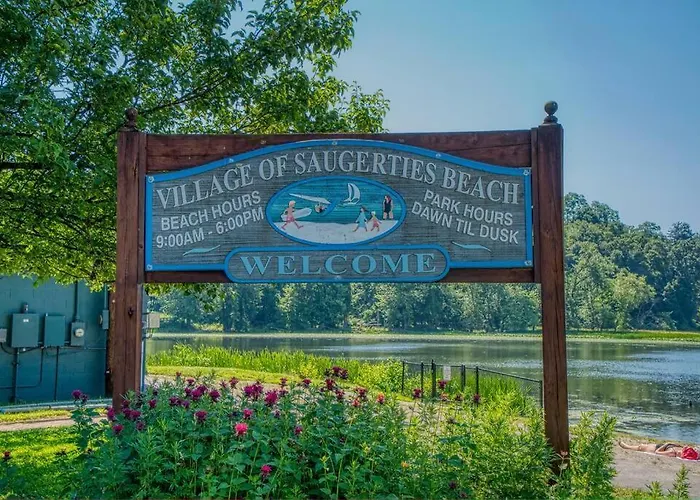 New 3B House In Saugerties Village 4 Mins To Hits