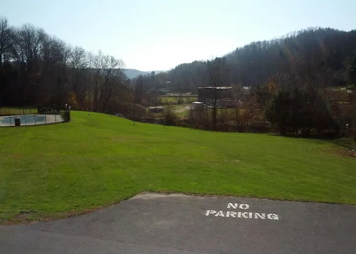 Fairbanks Inn