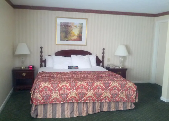 Fairbanks Inn