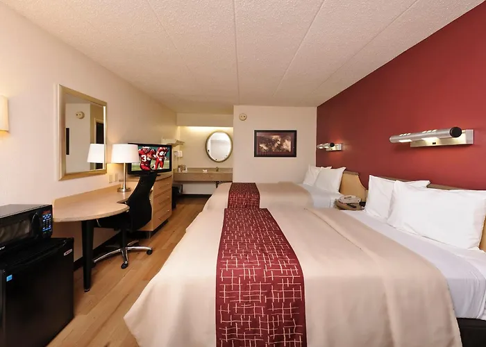 Red Roof Inn Louisville East - Hurstbourne