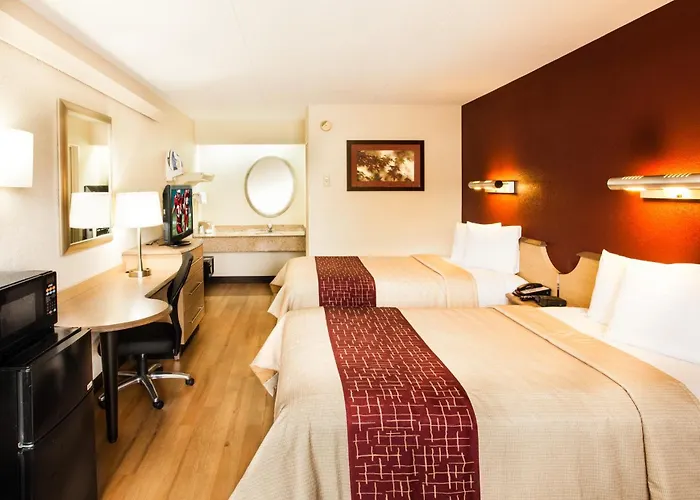 Red Roof Inn Louisville East - Hurstbourne