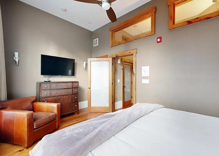 Unit 201 - The Lofts At Church St