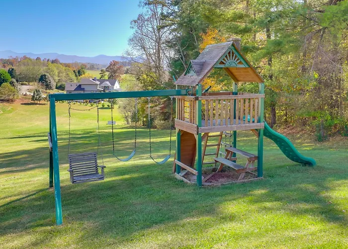 Cozy Leicester Studio, 11 Mi To Downtown Asheville