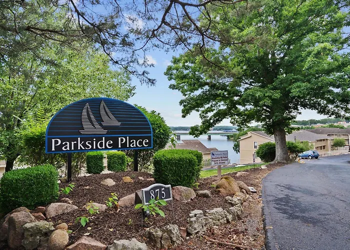 Beautiful Lakefront 3Br Private Condo