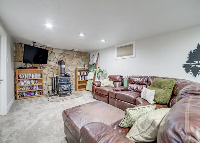 Dog-Friendly Idaho Falls Vacation Rental W/ Yard!
