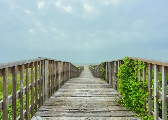 Steps To Bolivar Beach: Home W/ Deck & Grill