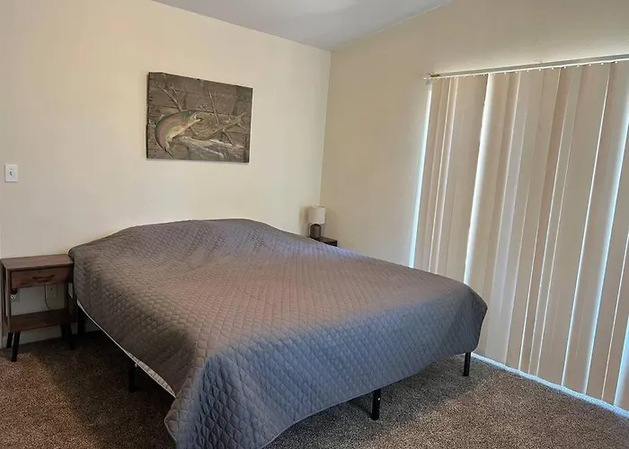 Hook & Hunt - Colorado Activities Headquarter