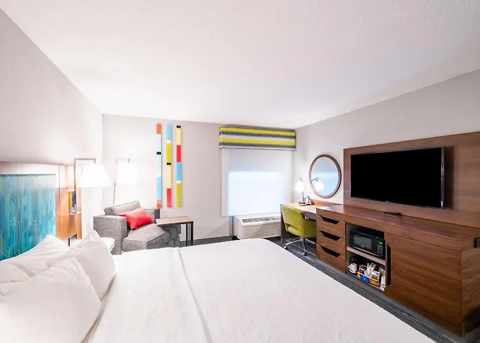 Hampton Inn South Heritage Park