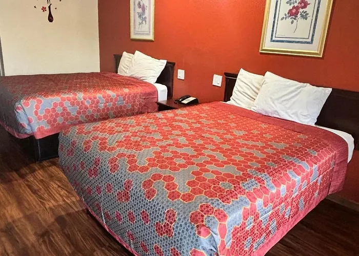 Western Plaza Inn