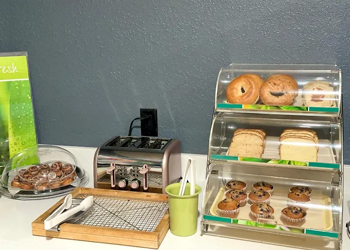 Quality Inn & Suites Eau Claire University Area