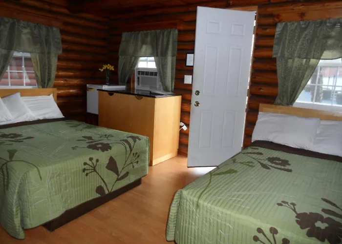 Seven Dwarfs Cabin - On The Brook Cabins