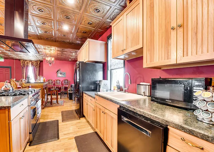 Saloon-Style Prosser Loft In Wa Wine Country!