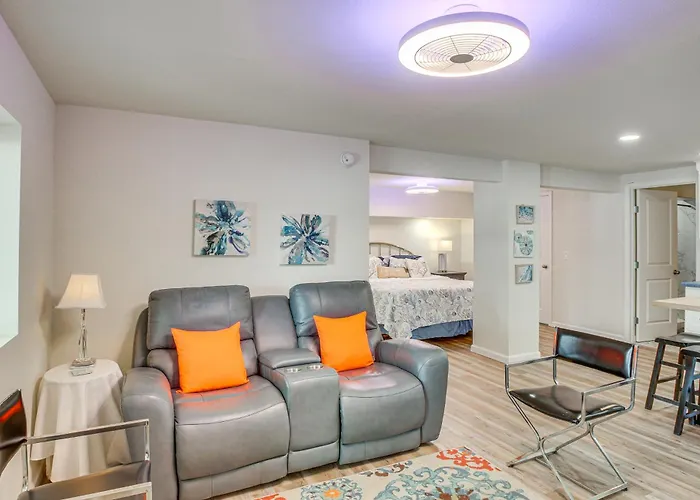 Scenic Studio On Lake Desoto W/ Patio!