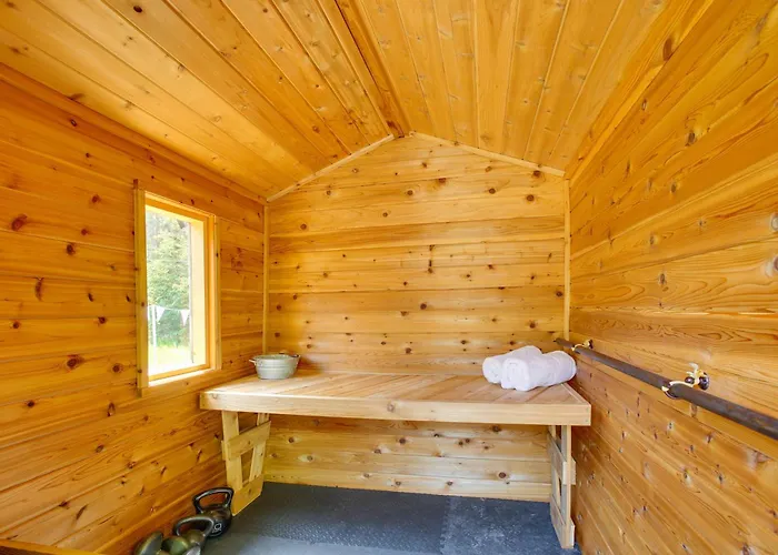 'The I House' Interlochen Home W/ Sauna, Fireplace