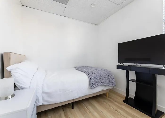 Free Parking Pasadena Room Near Convention Center & Caltech