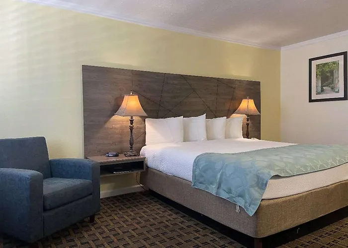 Baechtel Creek Inn