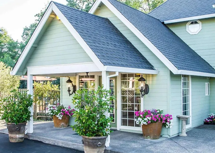 Baechtel Creek Inn