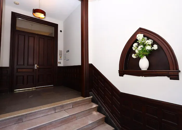 Stylish Studio On Newbury St, This Is Boston! #12