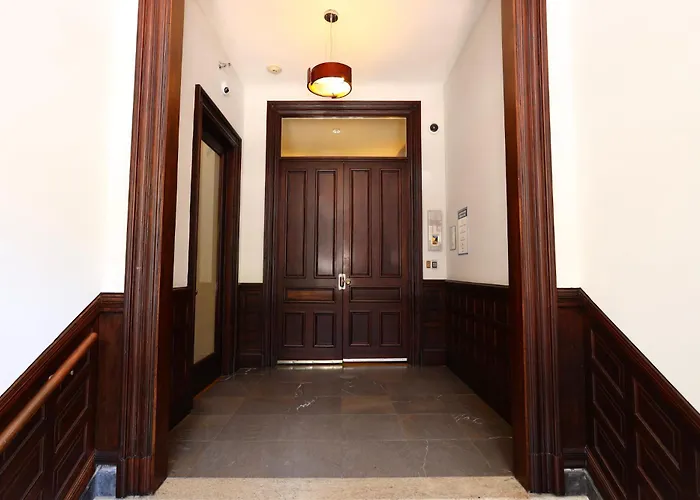 Stylish Studio On Newbury St, This Is Boston! #12