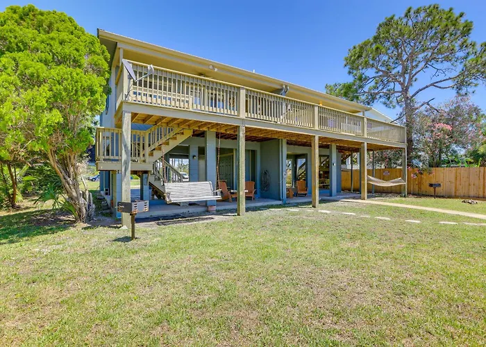 Waterfront Duplex W/ Dock & Views: Near Town!