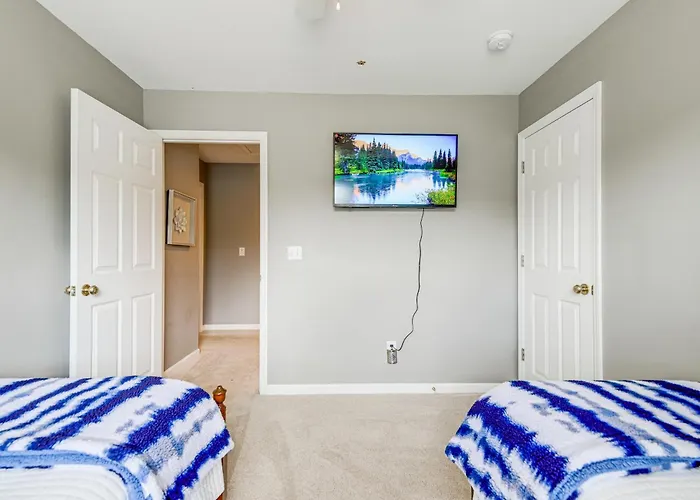 Home Sweet Home' W/ Private Pool + Patio!
