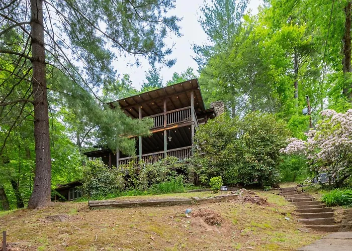 Old Chestnut Cabin; Walk To Lake Junaluska