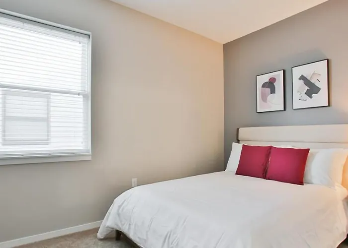 Landing Modern Apartment With Amazing Amenities