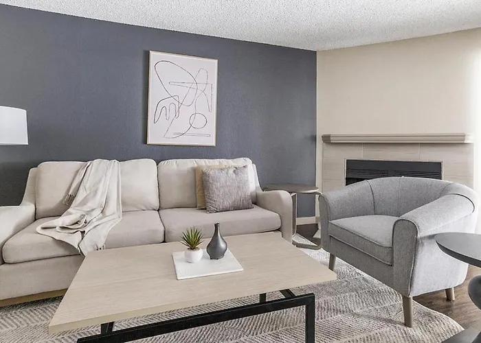 Landing Modern Apartment With Amazing Amenities