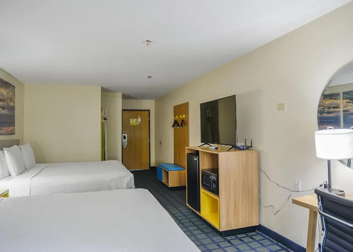 Days Inn By Wyndham Mount Vernon