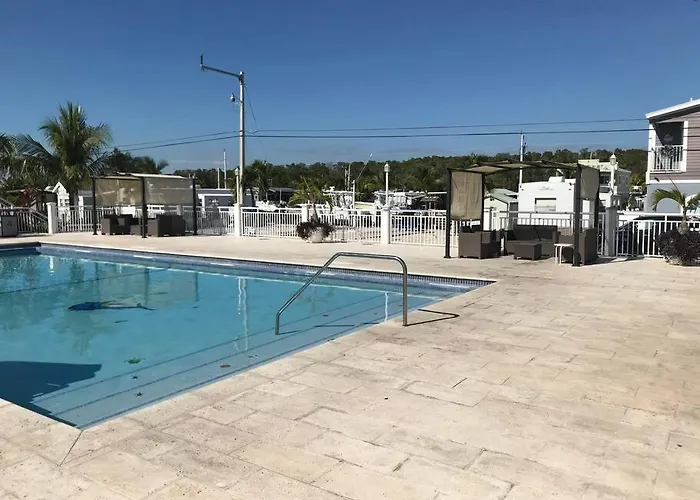 Little Slice Of Heaven Right In Key Largo
