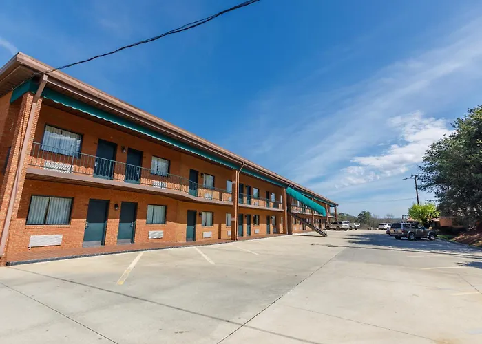 Gadsden Inn And Suites
