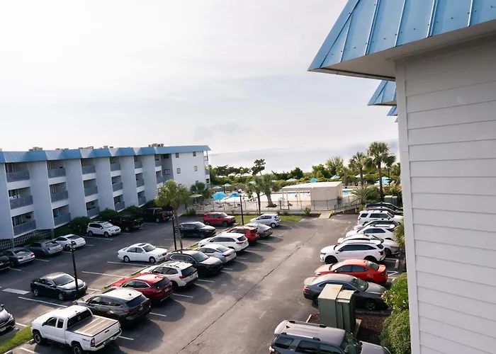 Beach-Pool-Private Balcony
