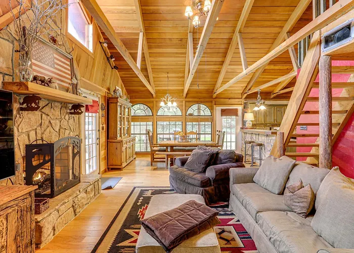 Tumbling Shoals Cabin < 1 Mi To Beaches & Boating!