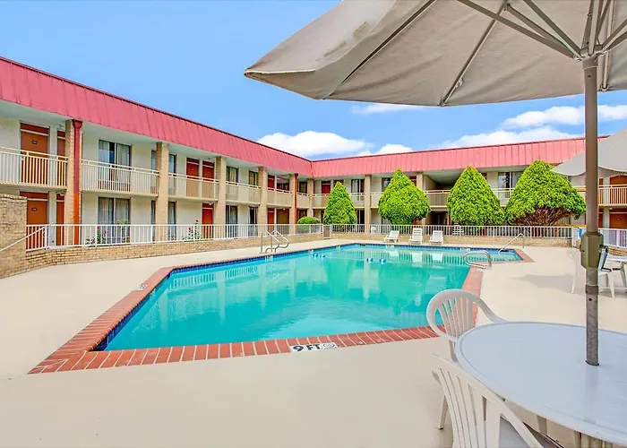 Knights Inn Memphis Airport