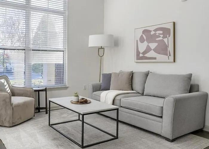 Landing Modern Apartment With Amazing Amenities