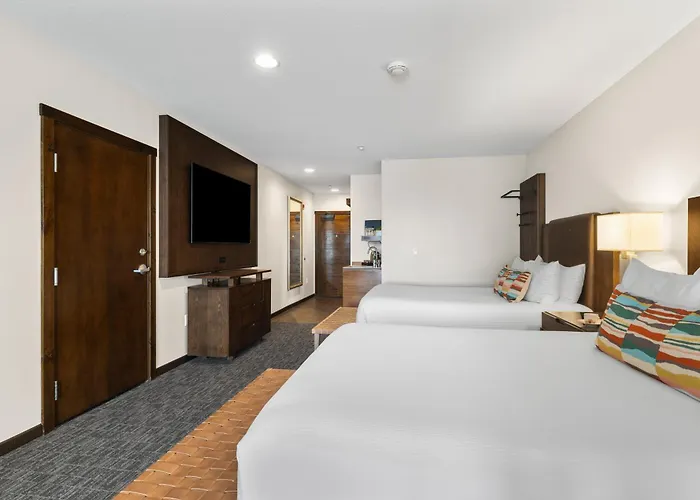 Oxford Hotel Bend