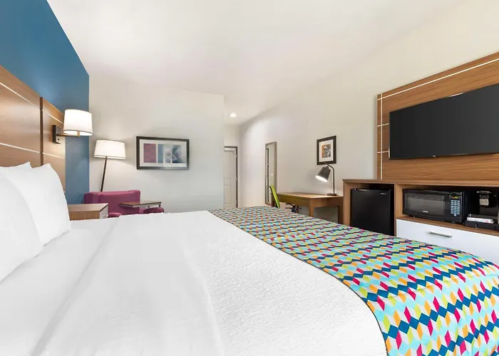 Best Western Plus Medical Center