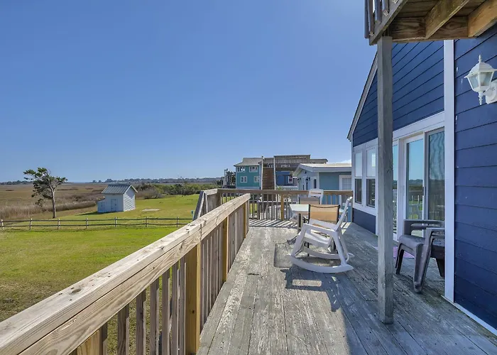Griffin By Oak Island Accommodations