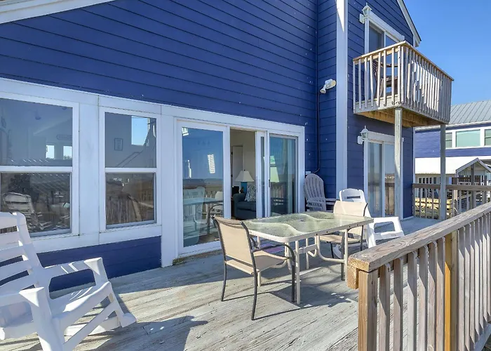 Griffin By Oak Island Accommodations