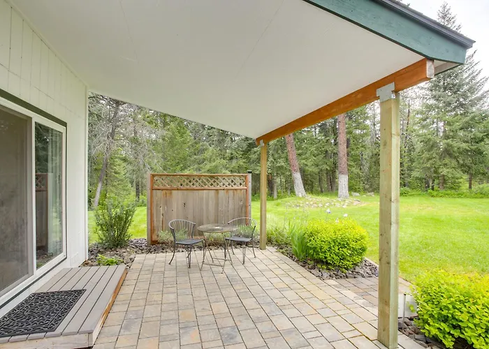 10 Mi To Silverwood: Secluded Getaway!