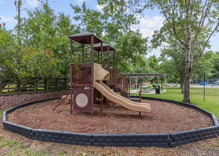 Near Disney W/ Pool-3Br/2Ba-Spacious & Cozy Condo