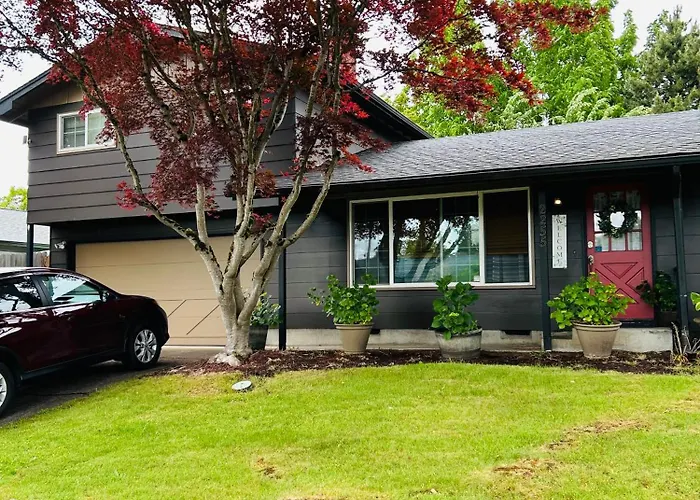 Emerald City 3 Bedroom 1 Bath Home