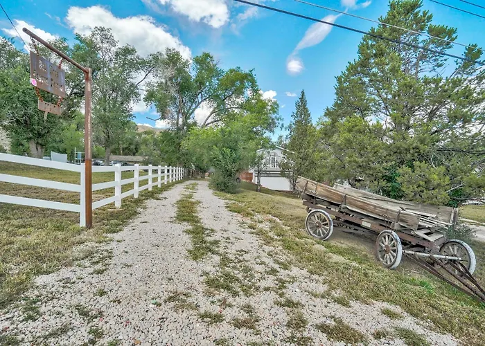 Red Rock Loft! Trails Apartment W Bbq & Fire Pit